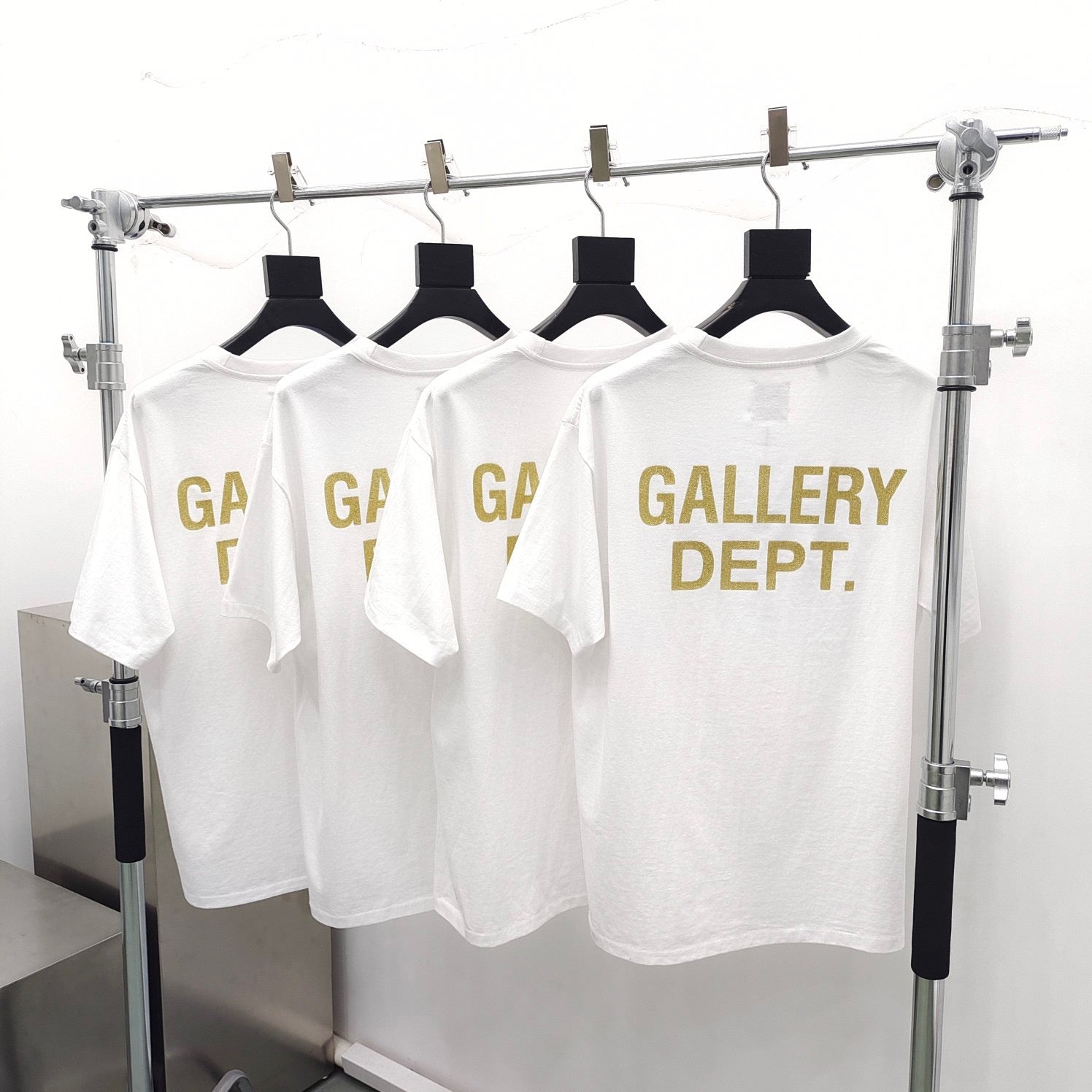 weißes T-Shirt