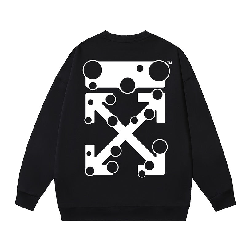 weißes und schwarzes Sweatshirt