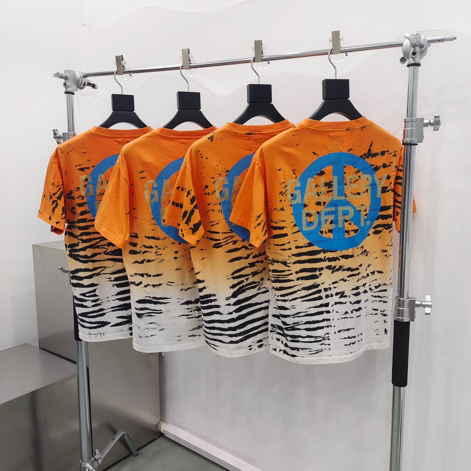 Mehrfarbiges T-Shirt