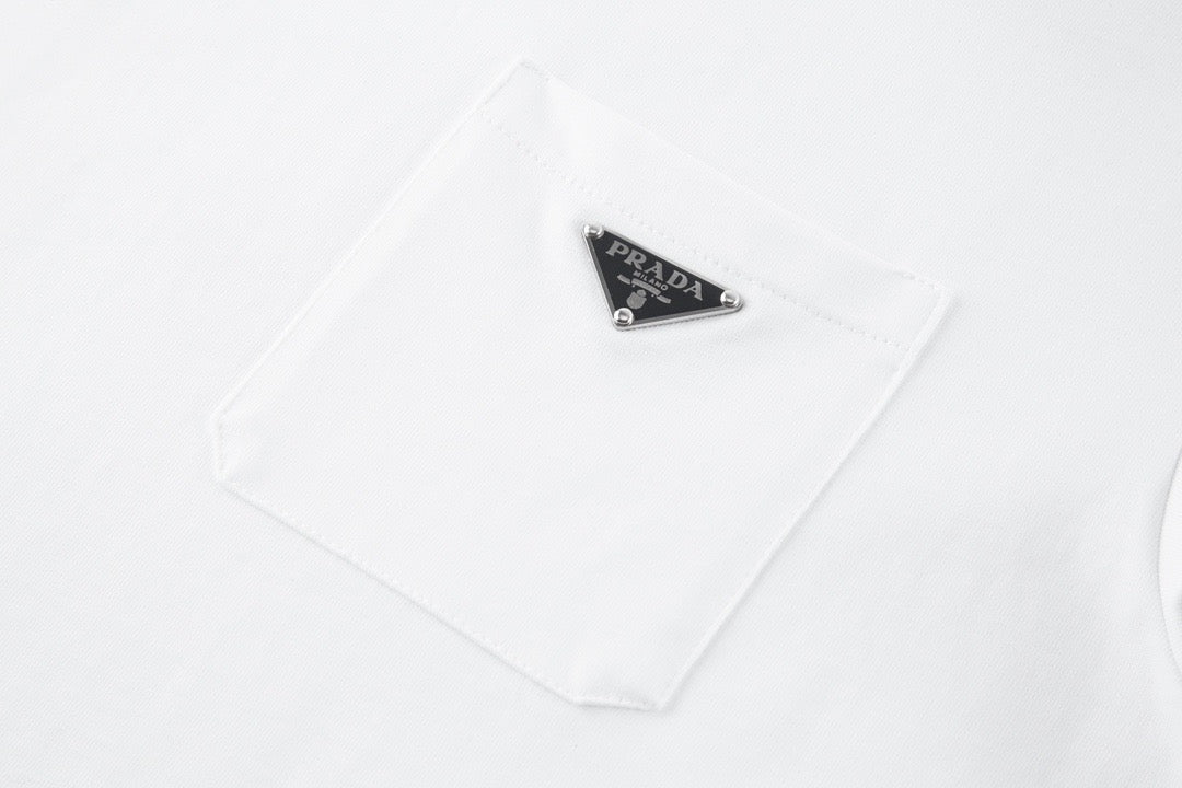 Black and White T-shirt - FashionHype.xyz