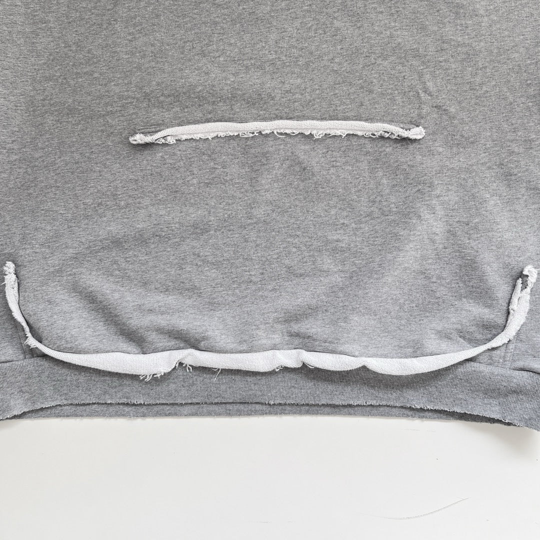 Grauer Hoodie