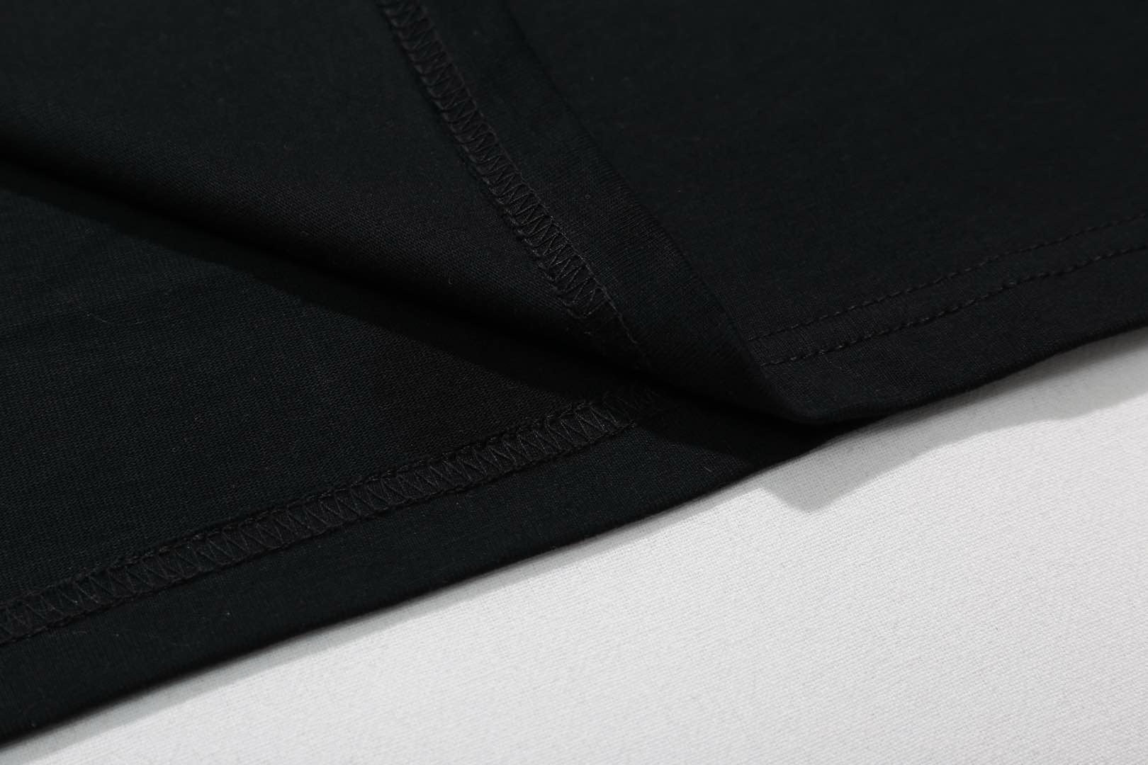 Schwarzes T-Shirt