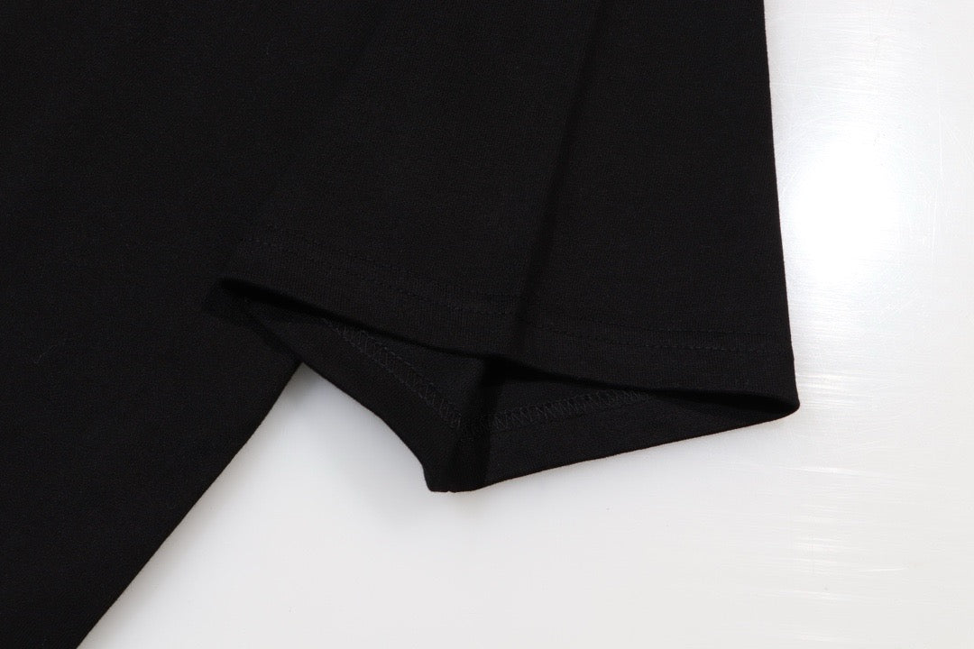 Black T-Shirt - FashionHype.xyz