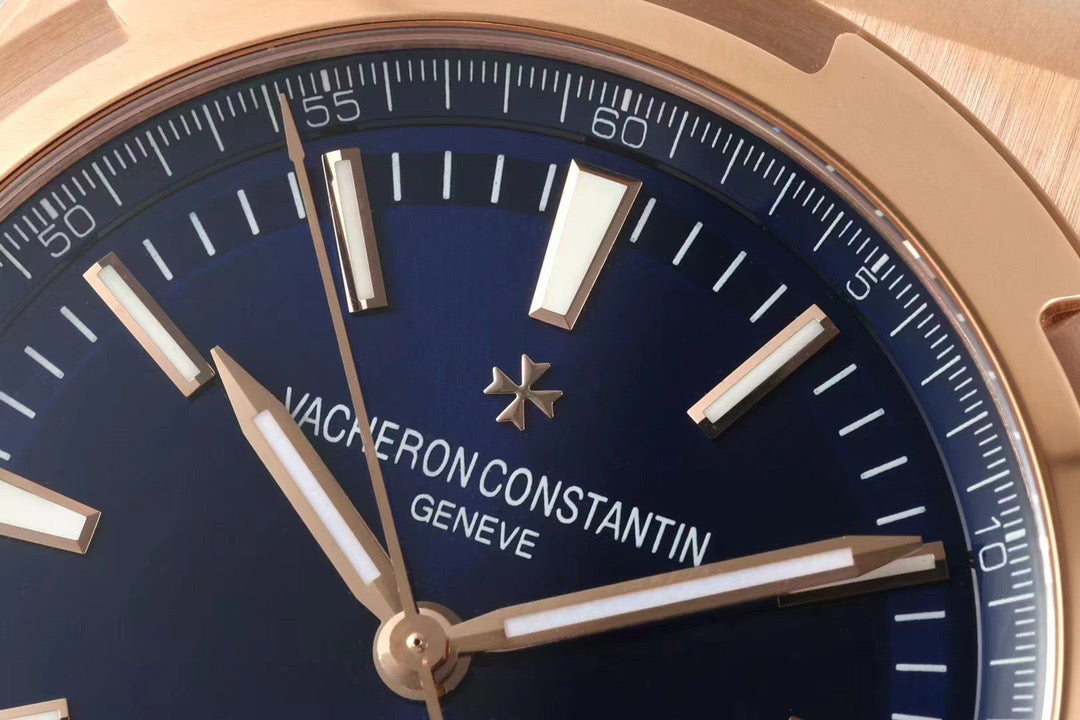 Goldschwarze Uhr