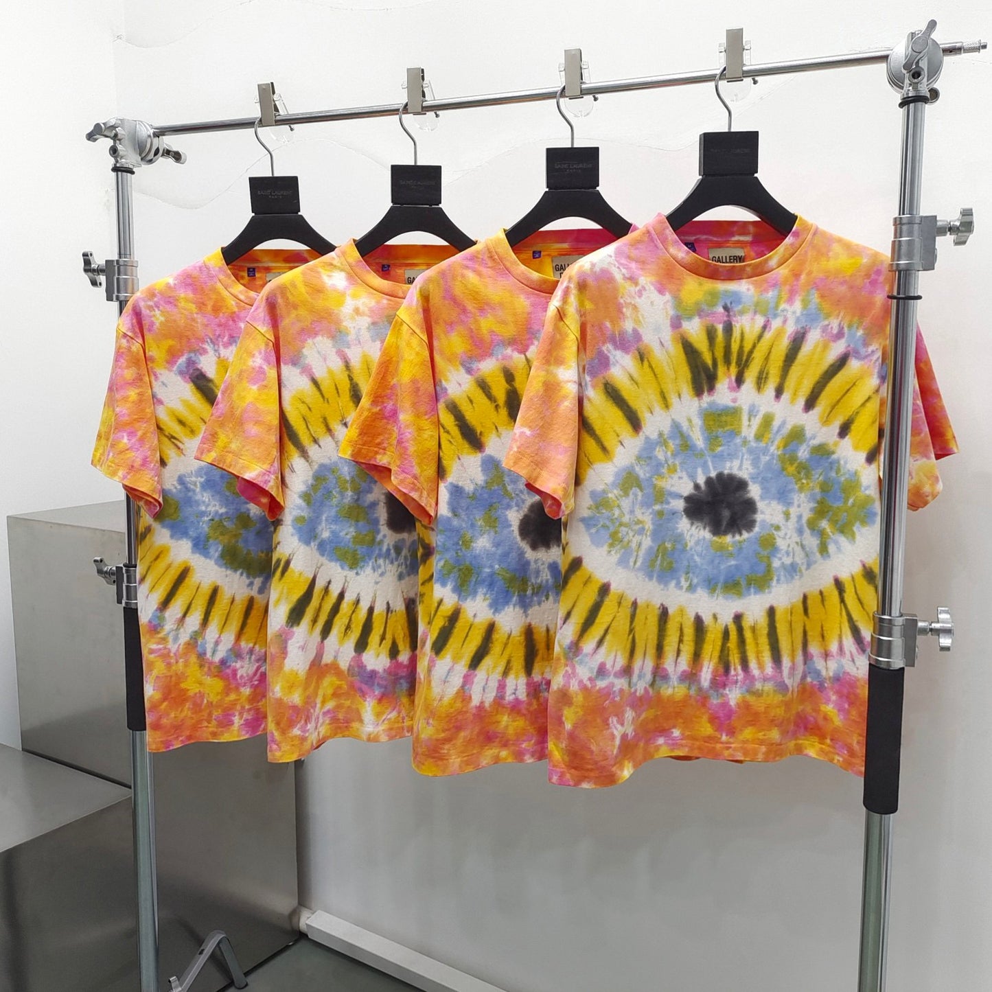 Multi-color T-shirt - FashionHype.xyz