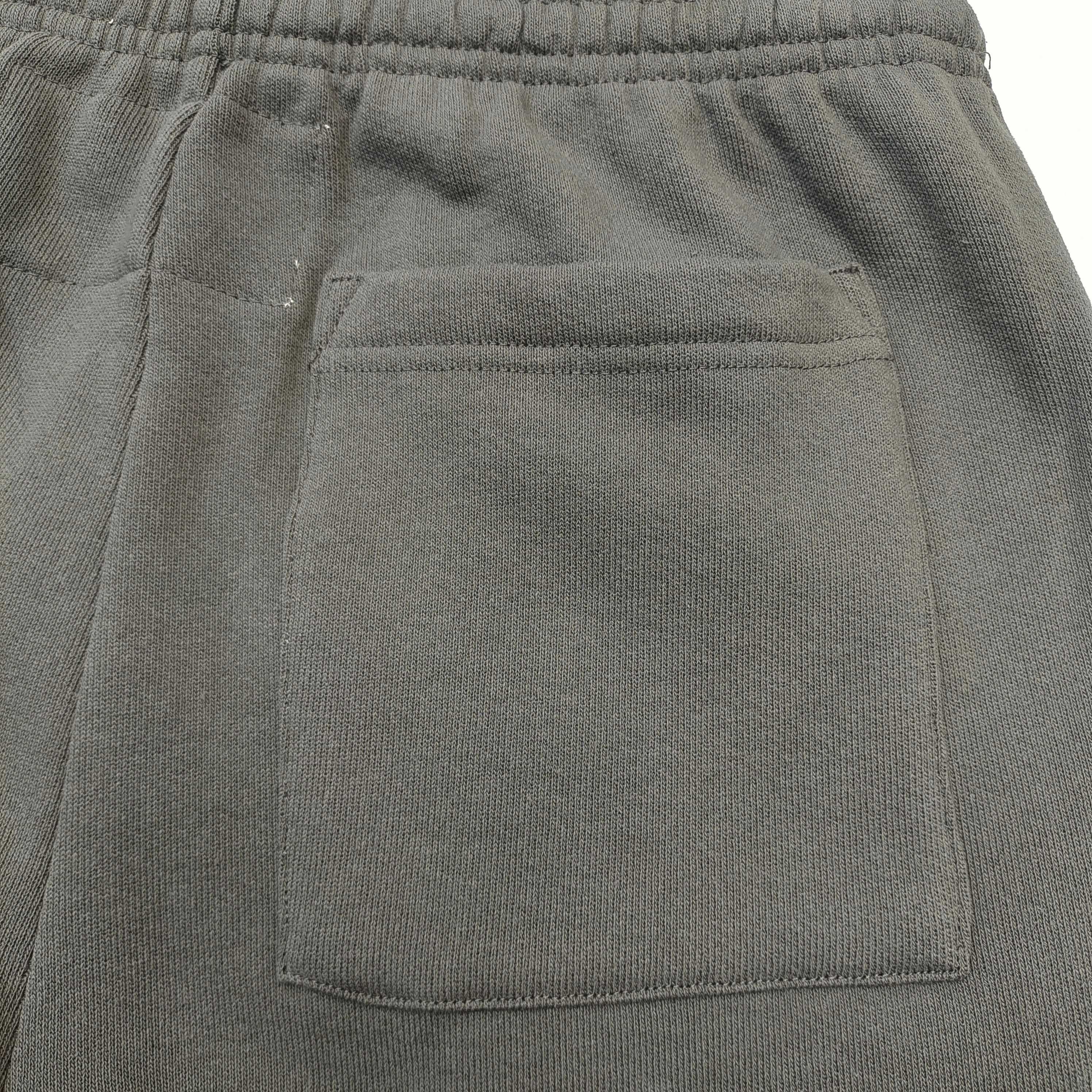Graue Hose