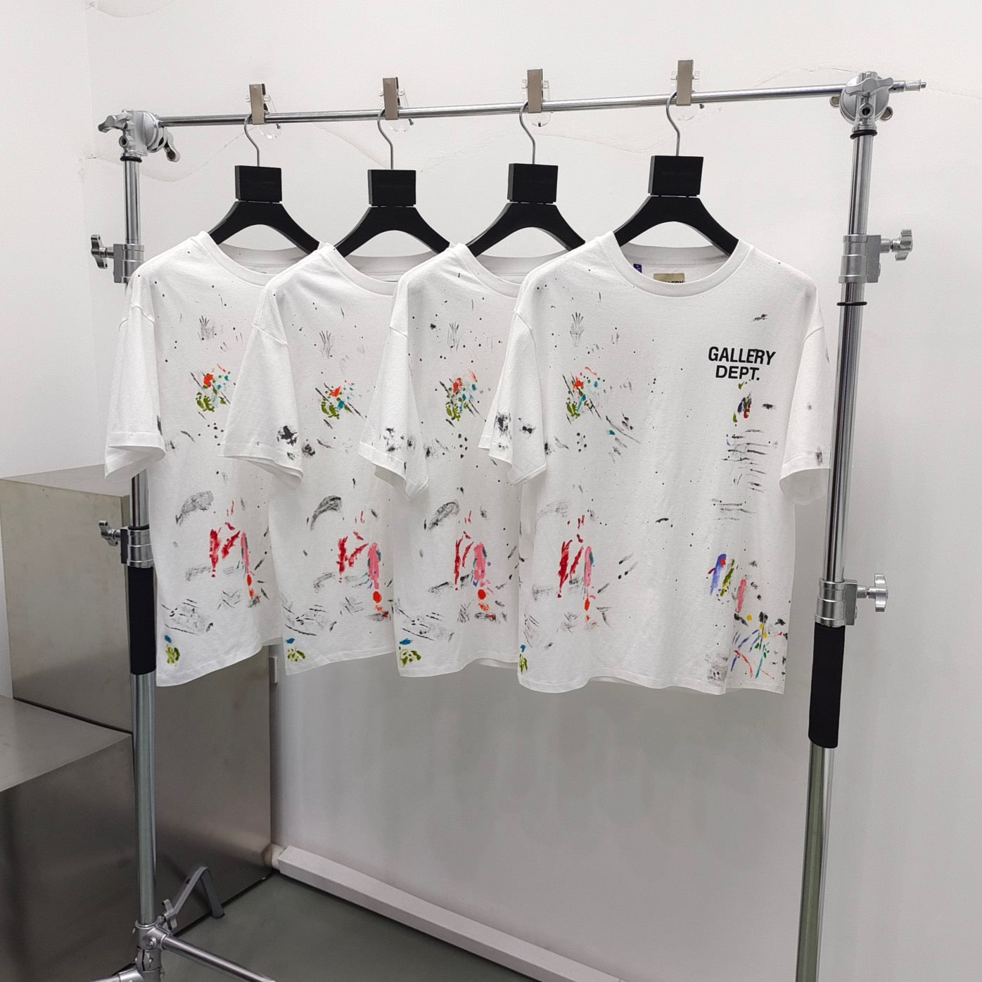 White T-shirt - FashionHype.xyz