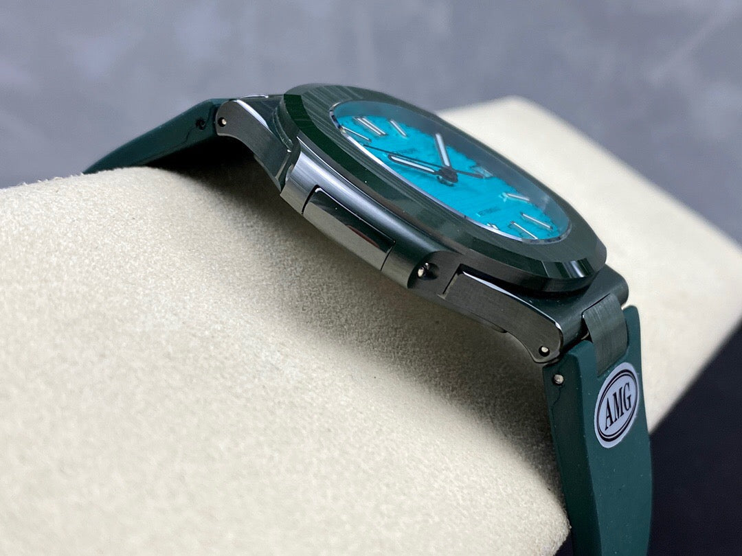 Grüne Uhr