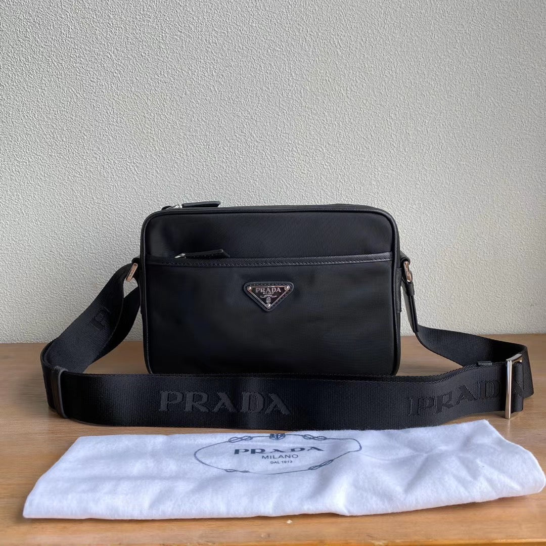 Shoulder Bag - Size 25cm - FashionHype.xyz