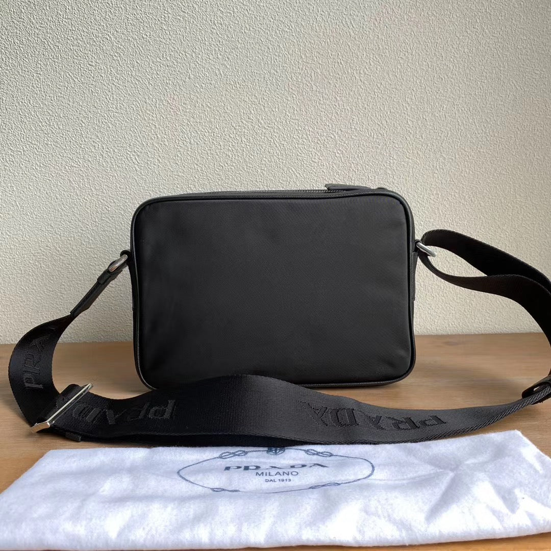 Shoulder Bag - Size 25cm - FashionHype.xyz