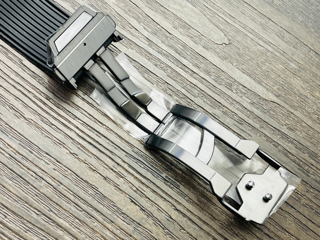 Black Watch - FashionHype.xyz