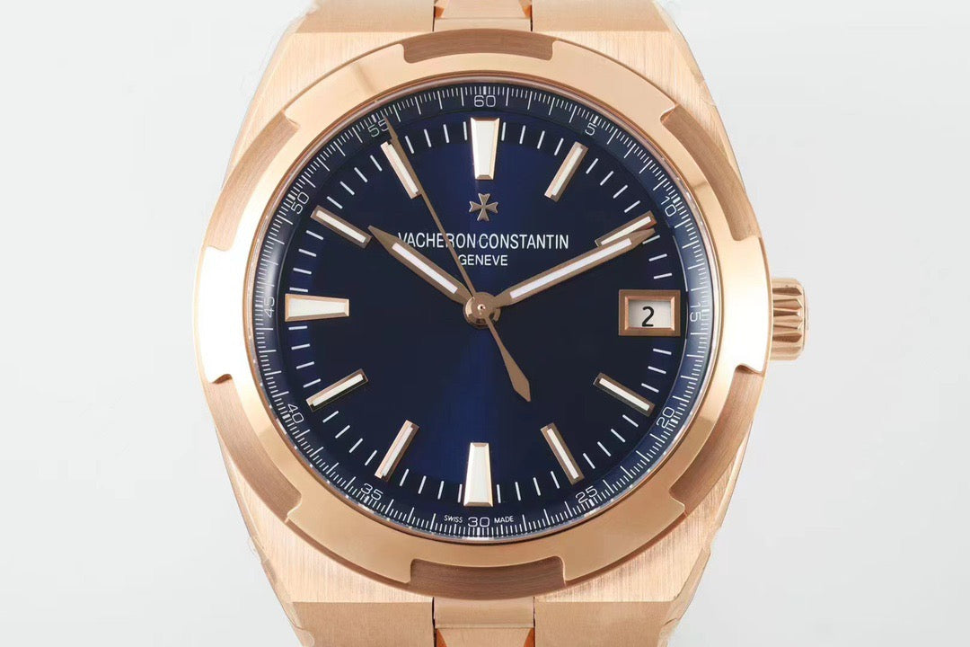Goldschwarze Uhr