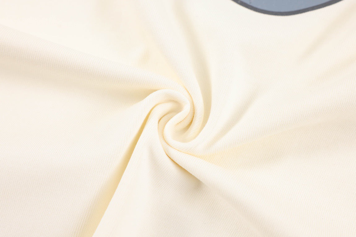 White T-shirt - FashionHype.xyz