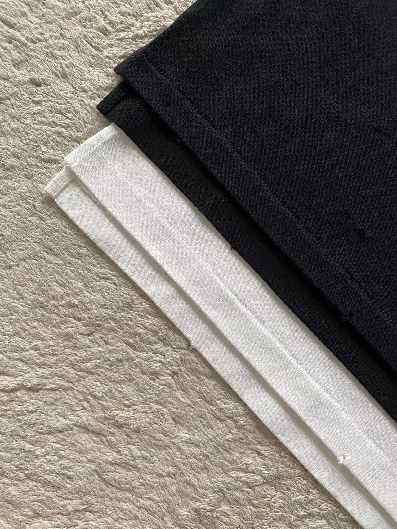 Black and White T-shirt - FashionHype.xyz