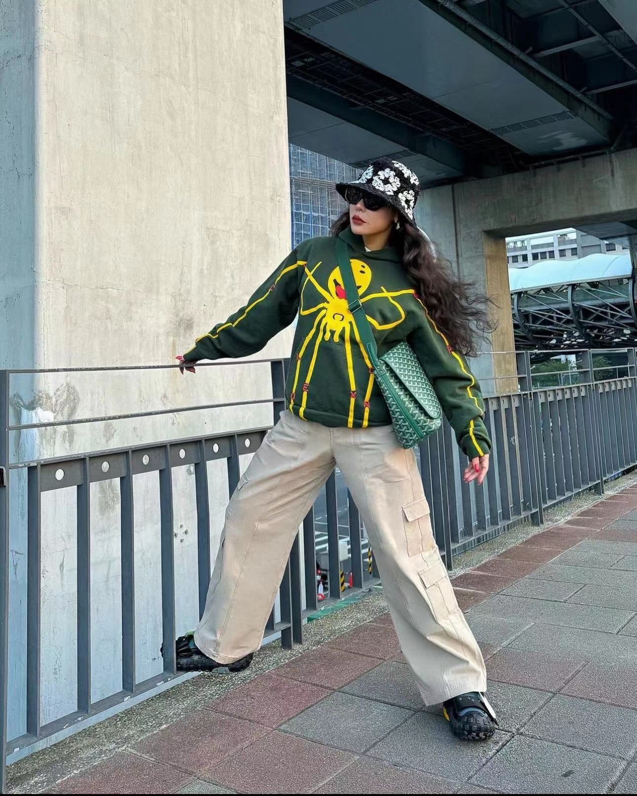 Grüner Hoodie