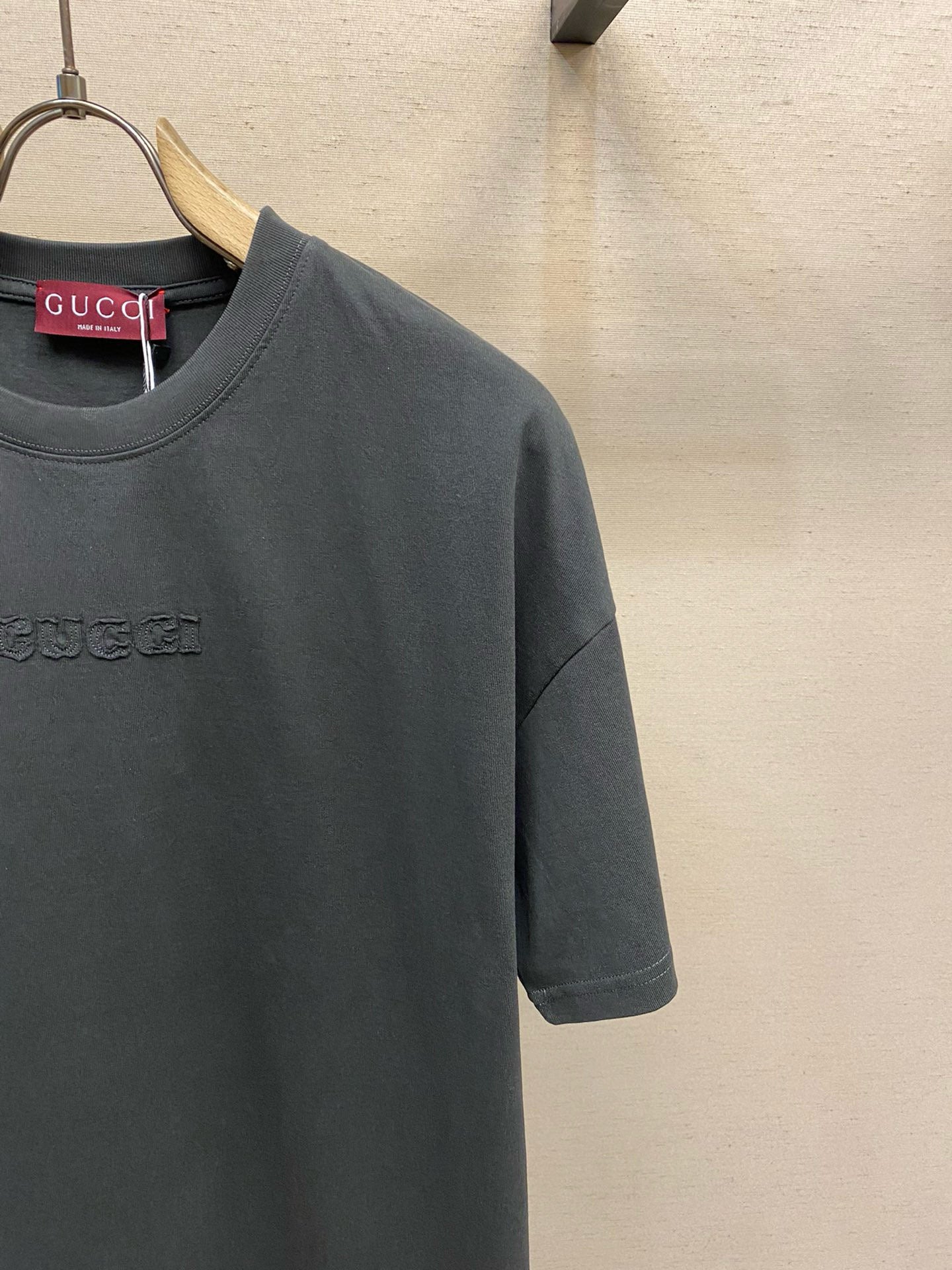 Black and Green T-Shirt - Size XL - FashionHype.xyz