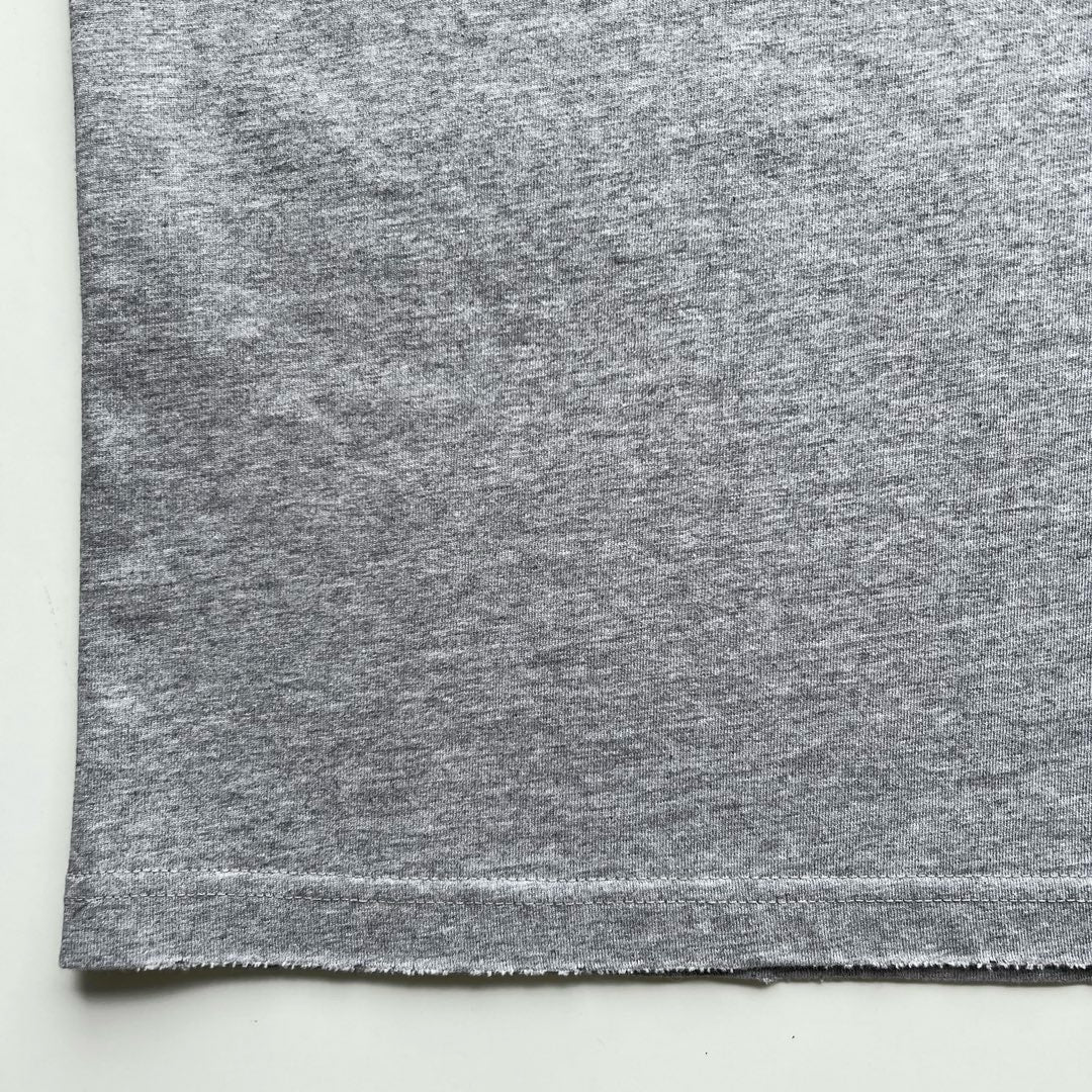 Graues T-Shirt