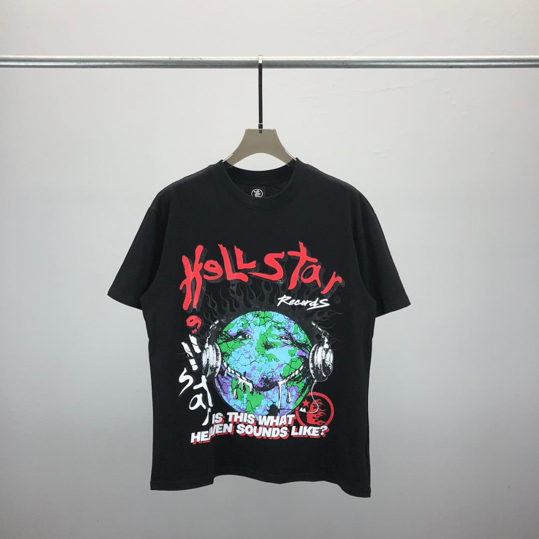 Schwarz-weißes T-Shirt