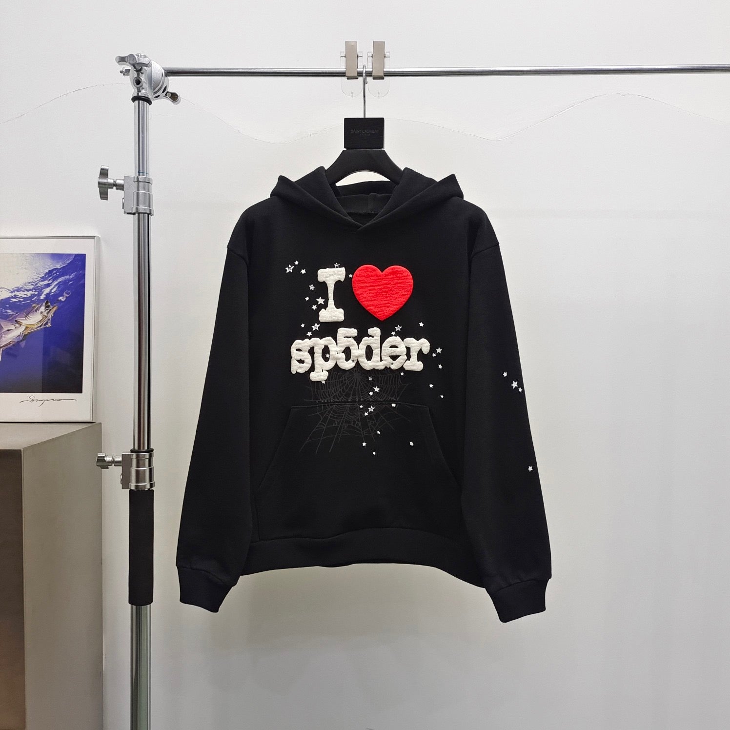 Schwarzer Hoodie