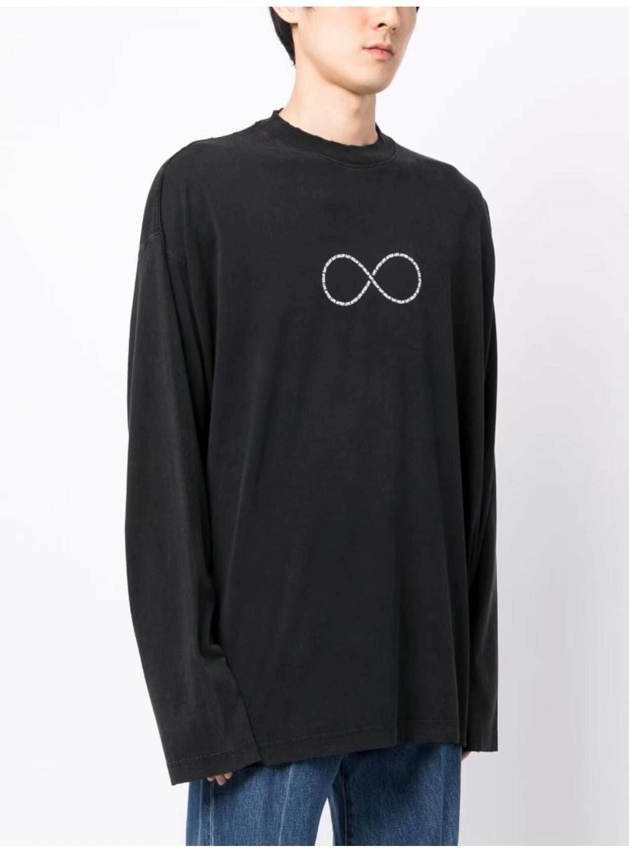 Black Sweatshirt - FashionHype.xyz