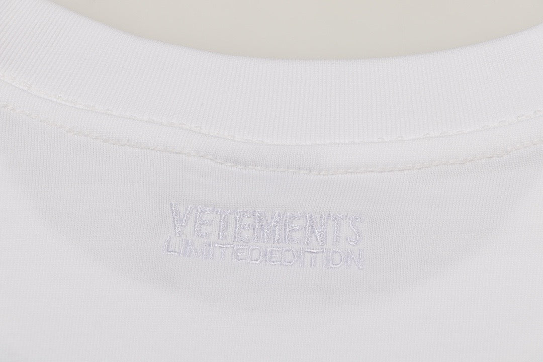 Mehrfarbiges T-Shirt