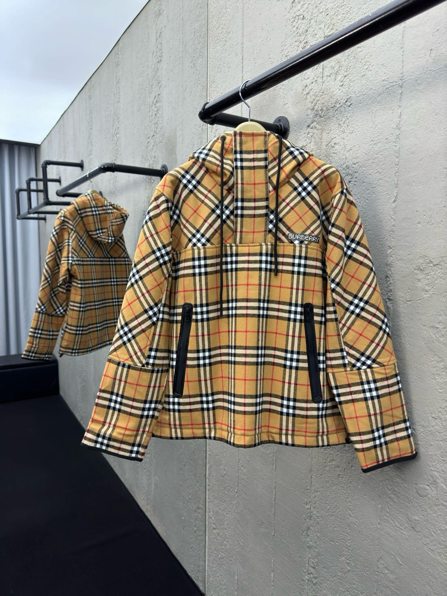 Mehrfarbige Jacke