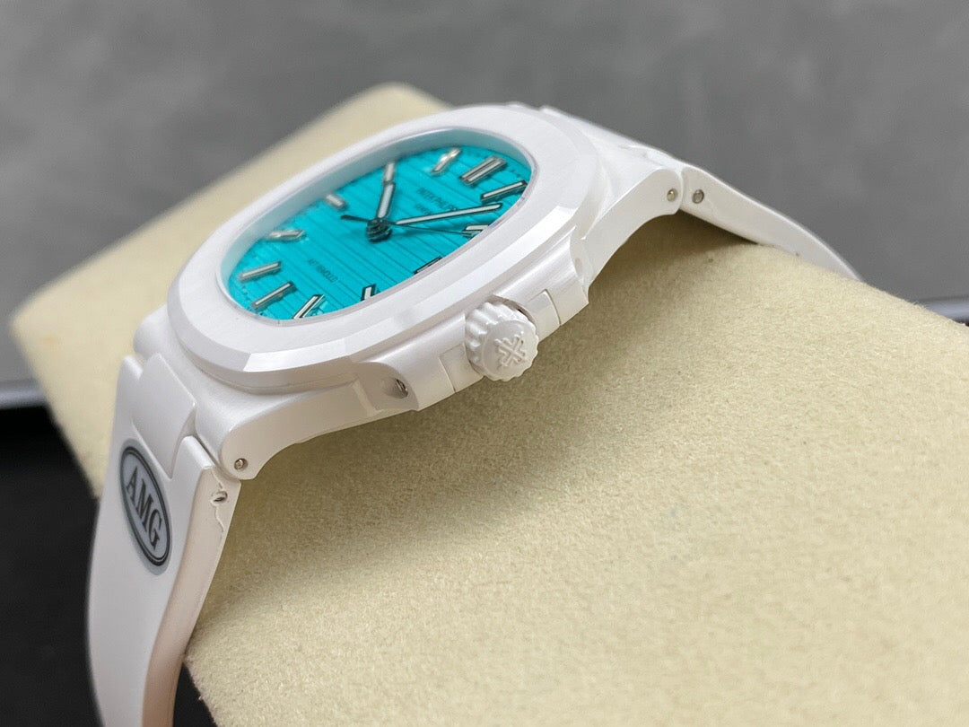 Weiße Uhr