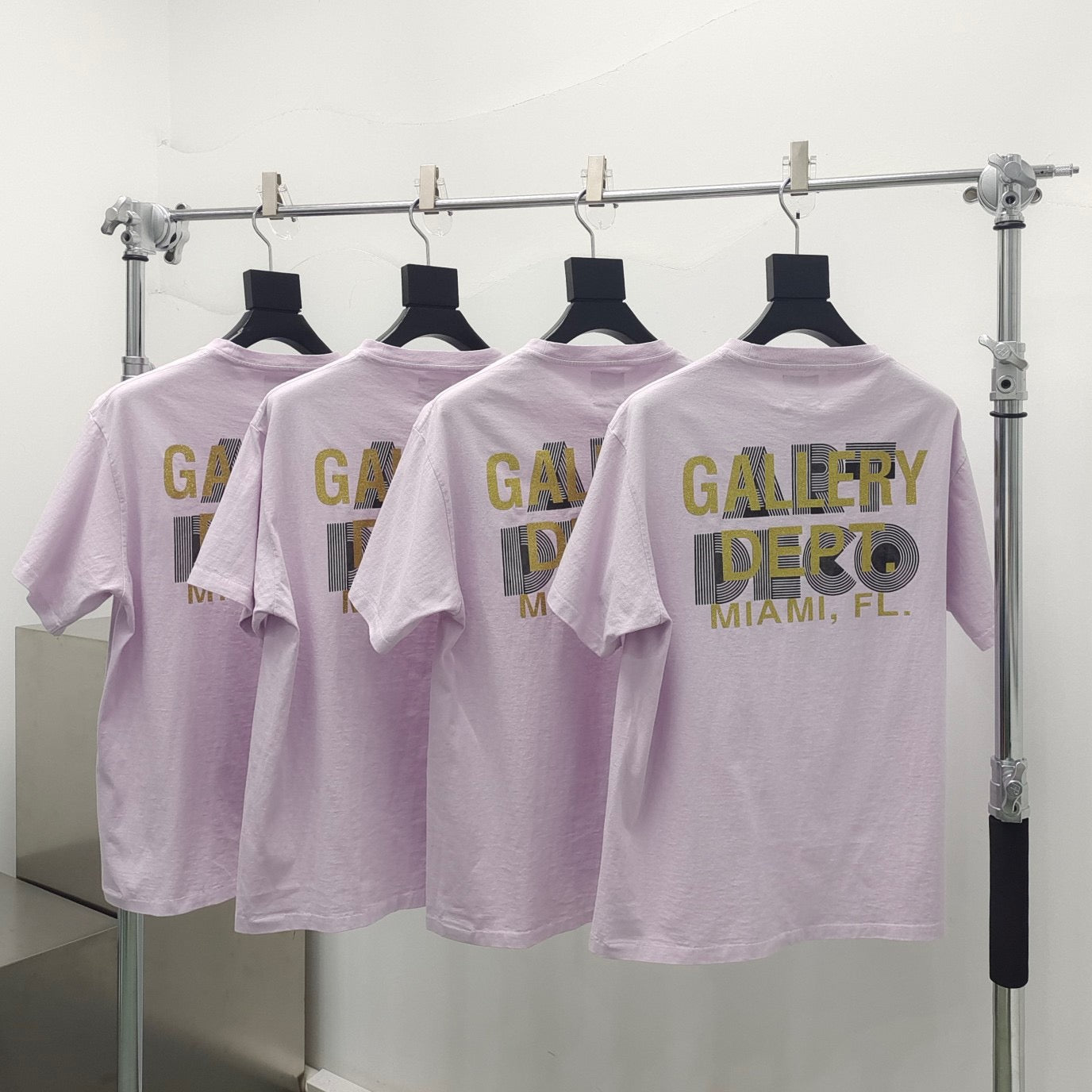 Light purple T-shirt - FashionHype.xyz