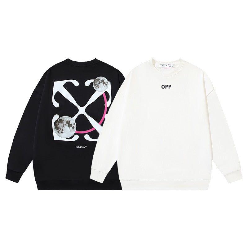 weißes und schwarzes Sweatshirt