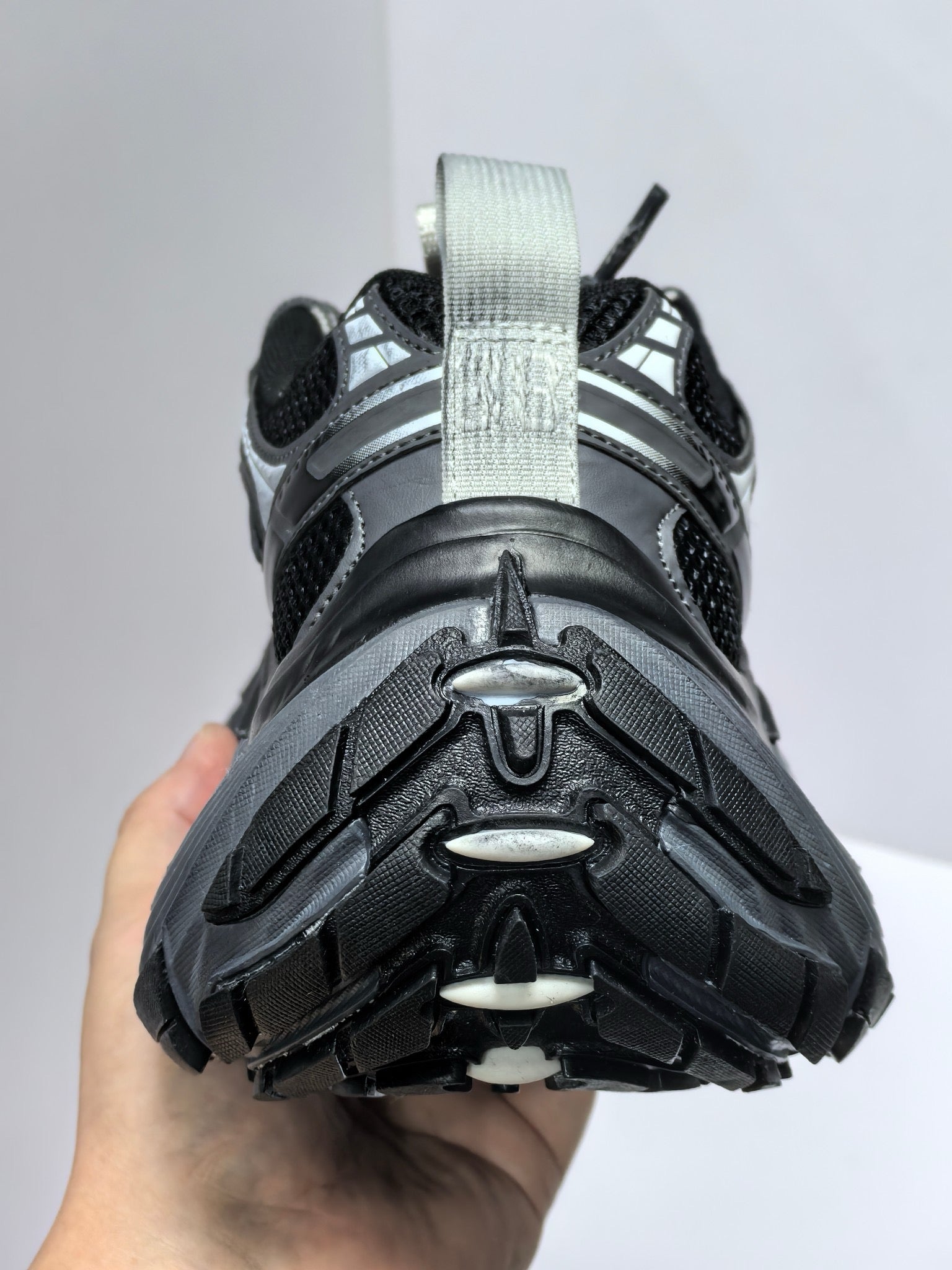 Mehrfarbige Schuhe