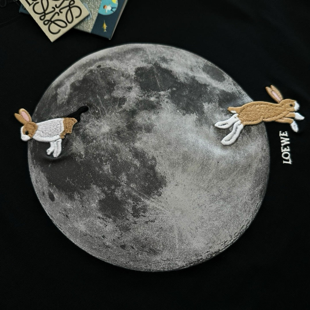 Black T-Shirt - FashionHype.xyz