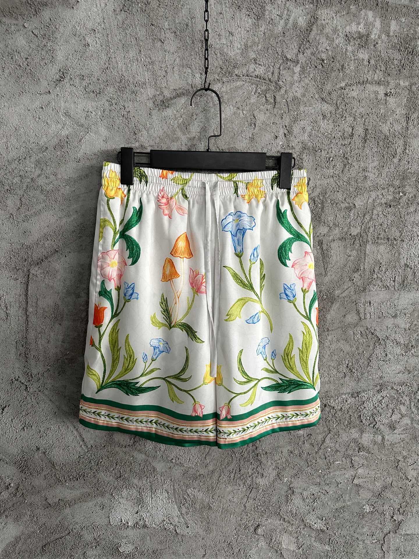 Mehrfarbige Shorts