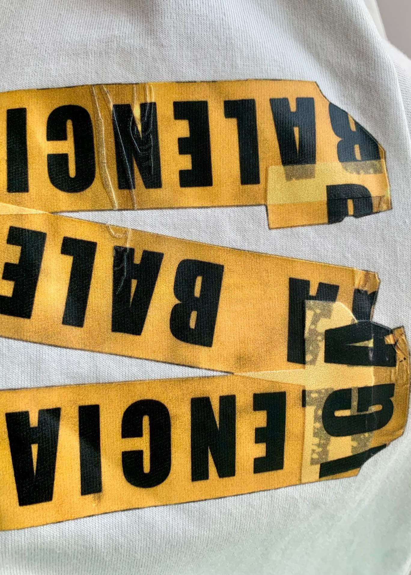 Schwarz-weißes Trikot