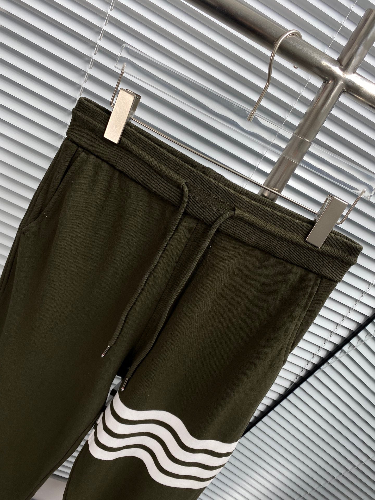Mehrfarbige Hose