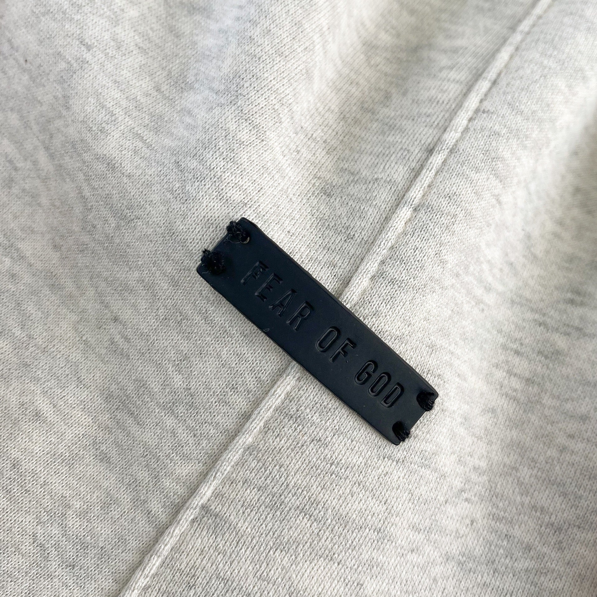 Schwarze und weiße Hose