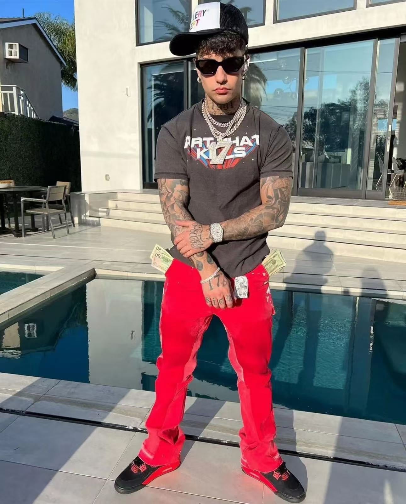 Red Pant - FashionHype.xyz