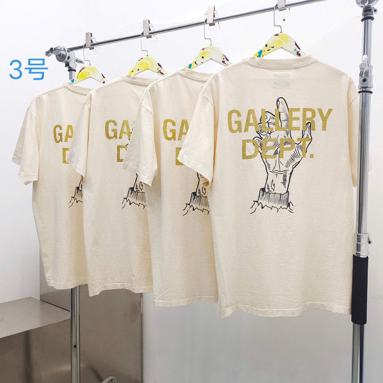 Light pink T-shirt - FashionHype.xyz