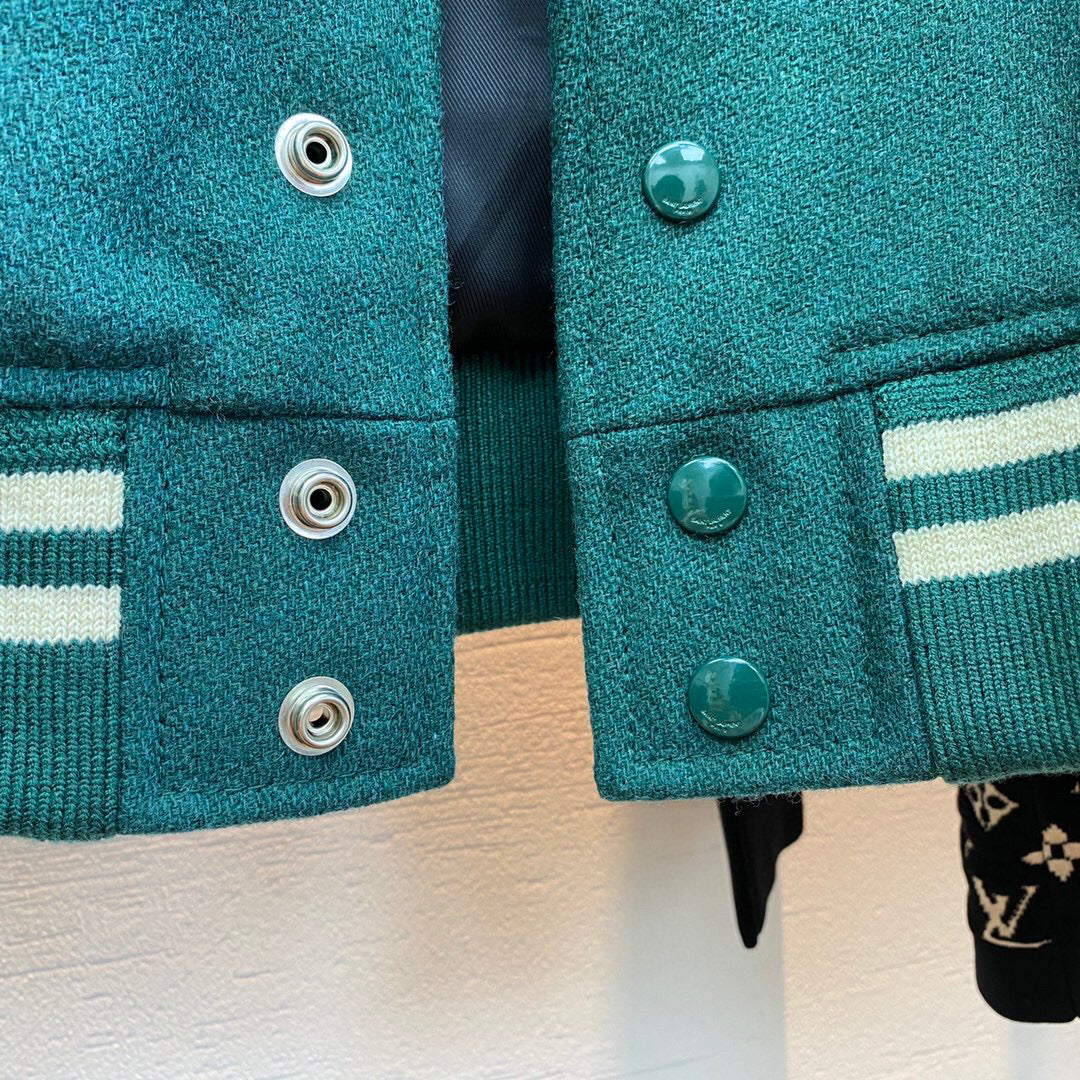 Chaqueta verde blanca