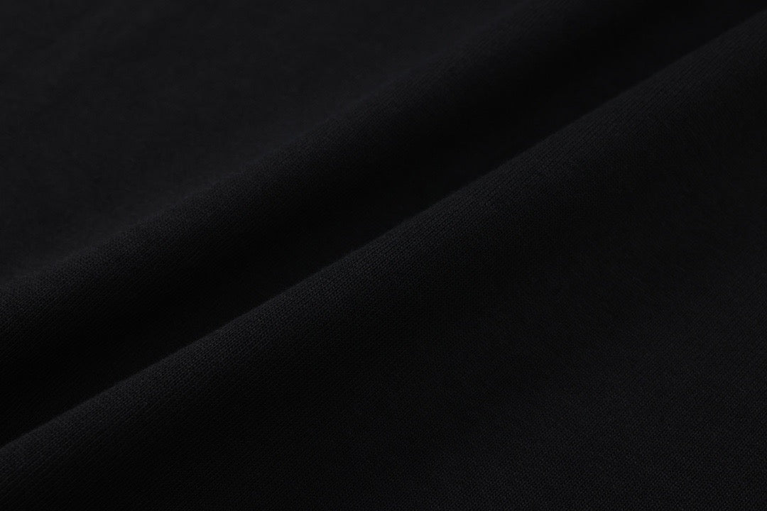 Schwarzes T-Shirt