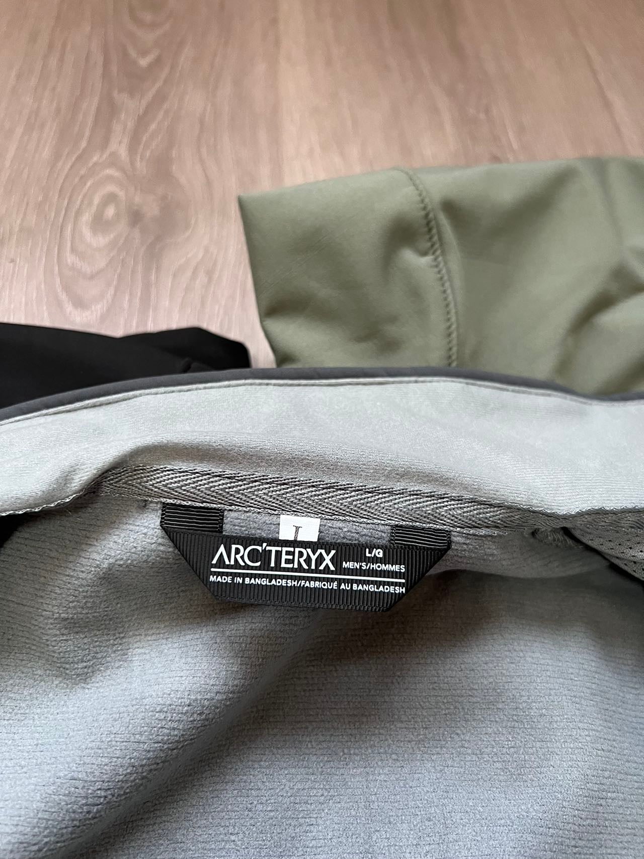 Mehrfarbige Jacke