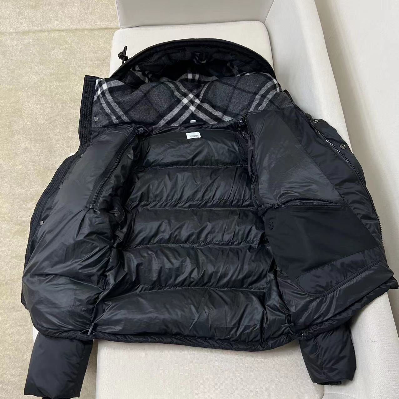 Schwarze Jacke