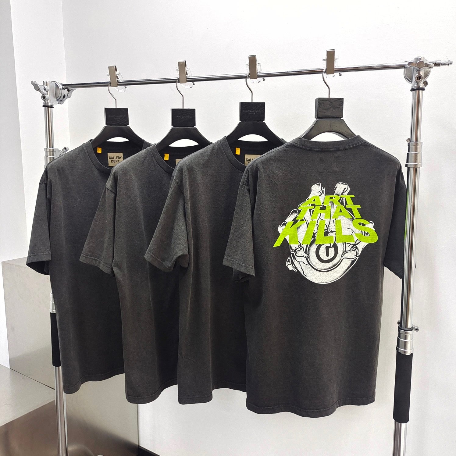 Schwarzes T-Shirt