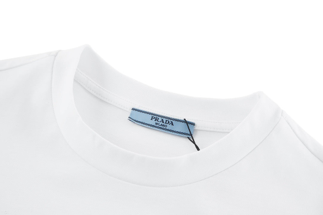 Black and White T-shirt - FashionHype.xyz