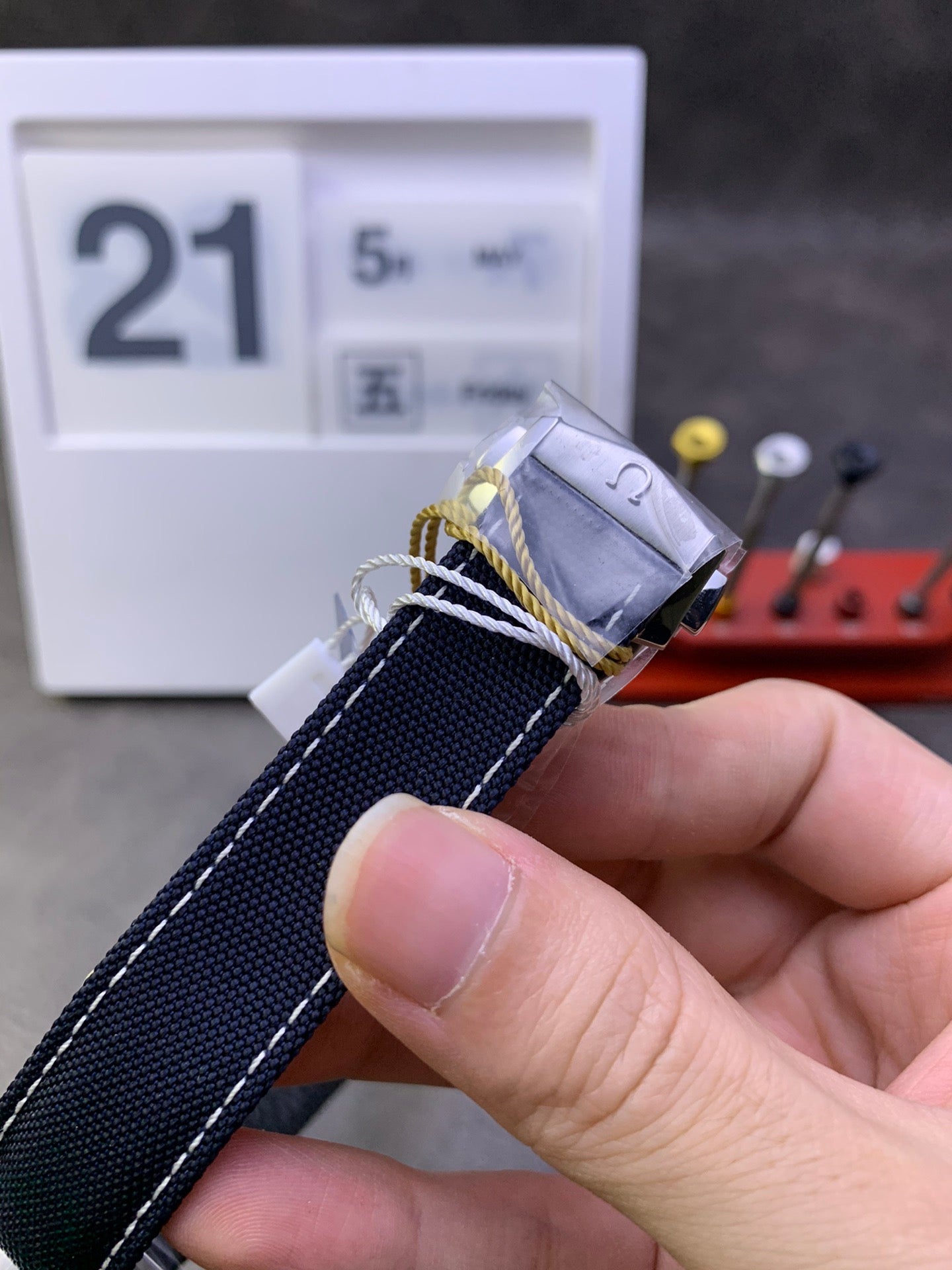 Schwarze Uhr