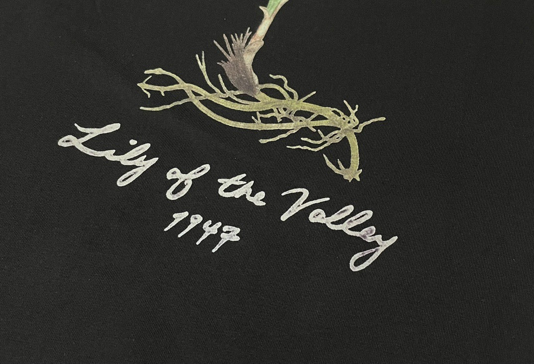 Black and White T-shirt - FashionHype.xyz
