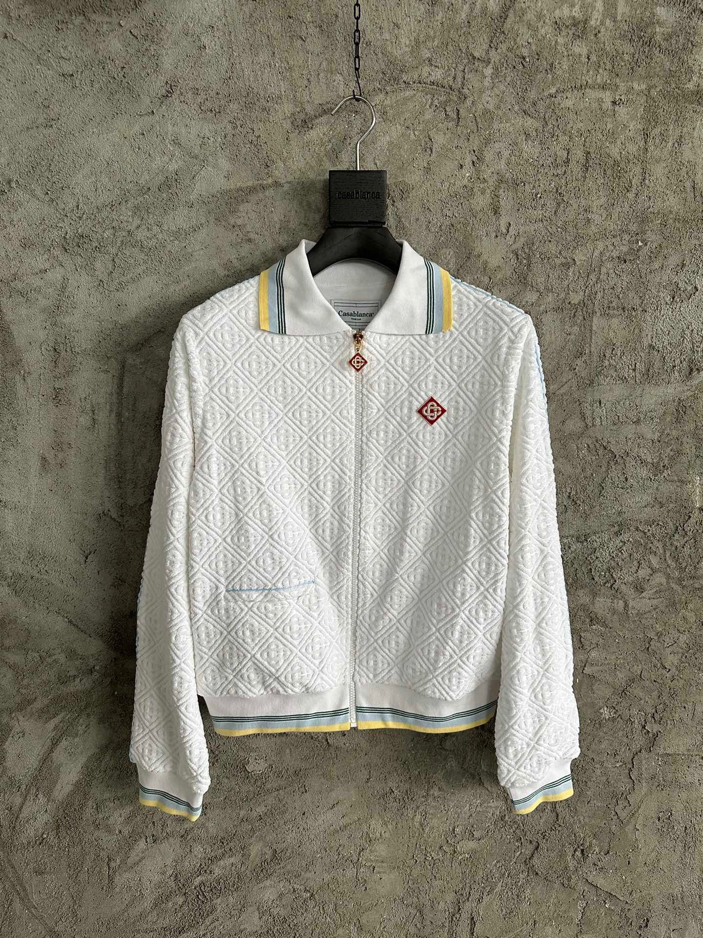 Weiße Jacke