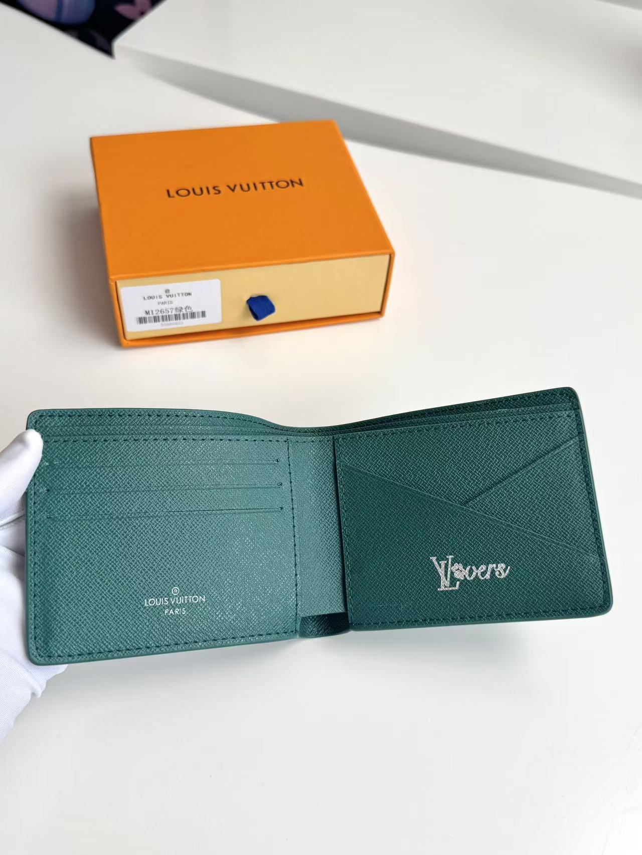 Wallet - Size 11.5-9-1.5cm