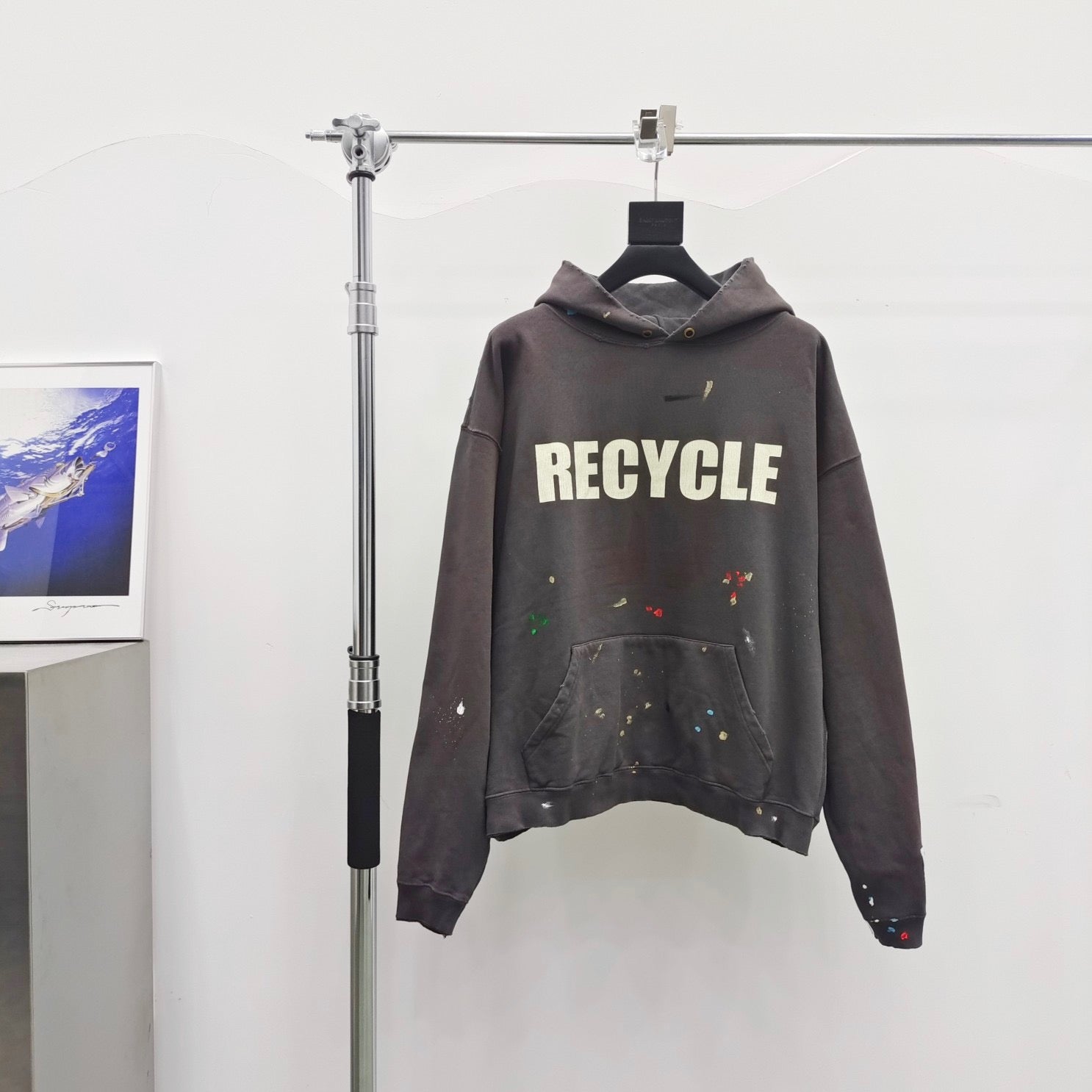 Schwarzer Hoodie