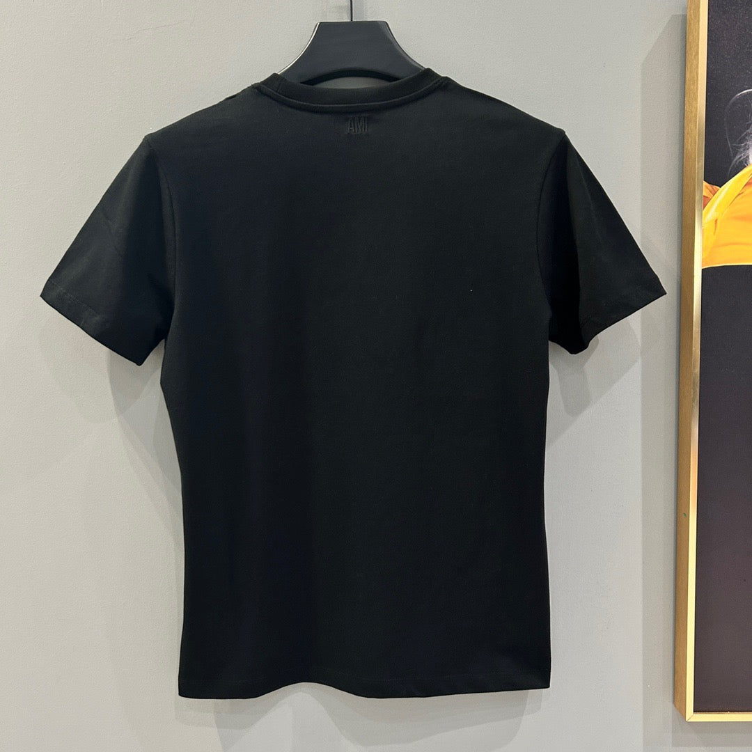 White and Black T-shirt - FashionHype.xyz