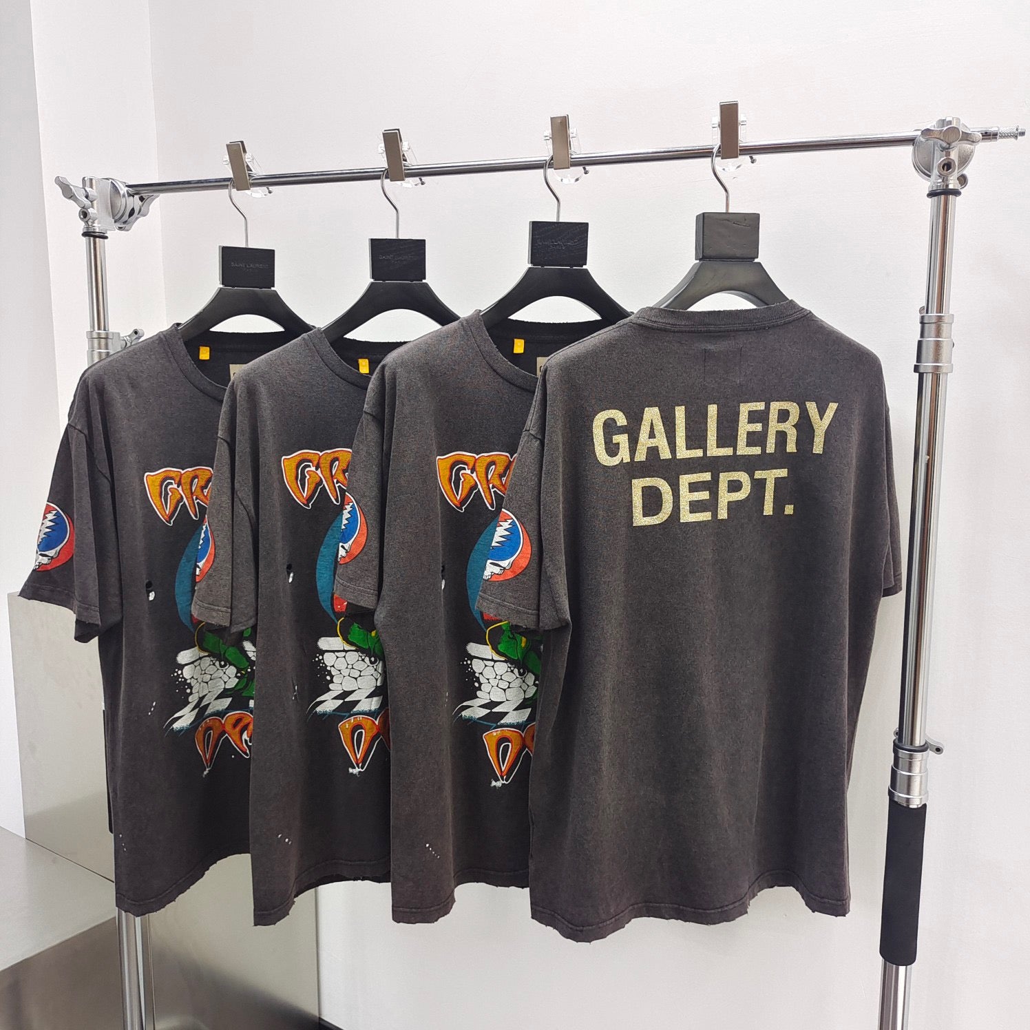 Schwarzes T-Shirt